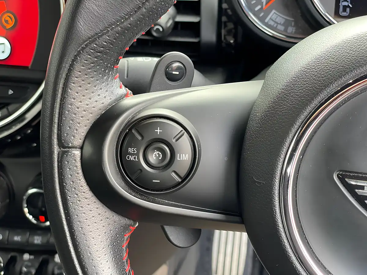 Used 2018 MINI Hatch Cooper S Grey - Interior and Exterior details 9