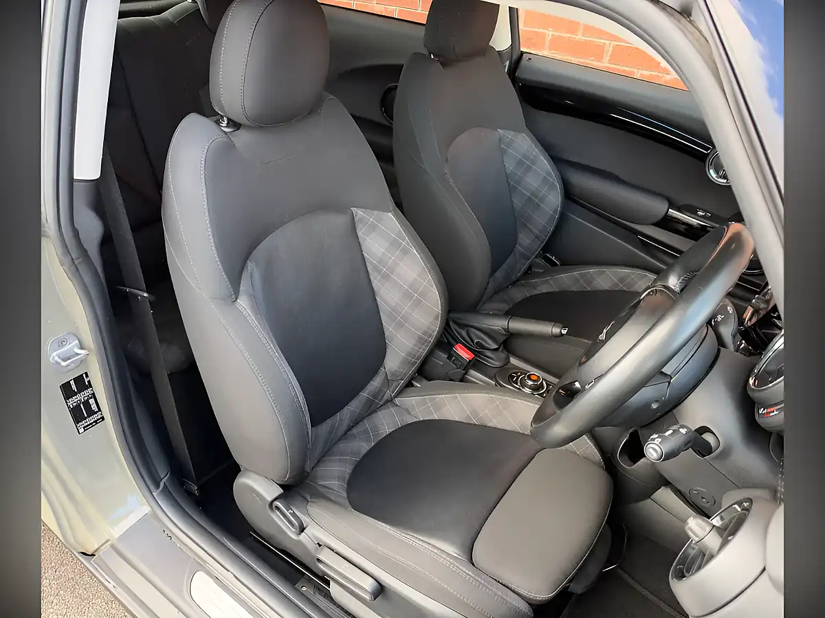 Used 2018 MINI Hatch Cooper S Grey - Interior and Exterior details 11
