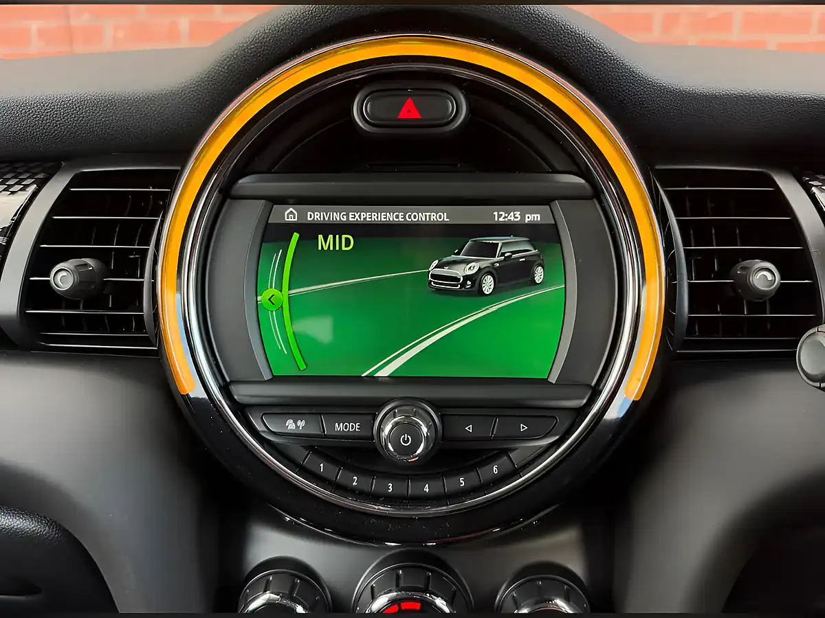Used 2018 MINI Hatch Cooper S Grey - Interior and Exterior details 14