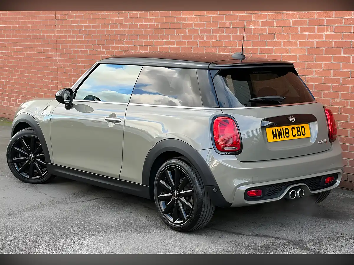 Used 2018 MINI Hatch Cooper S Grey - Interior and Exterior details 7