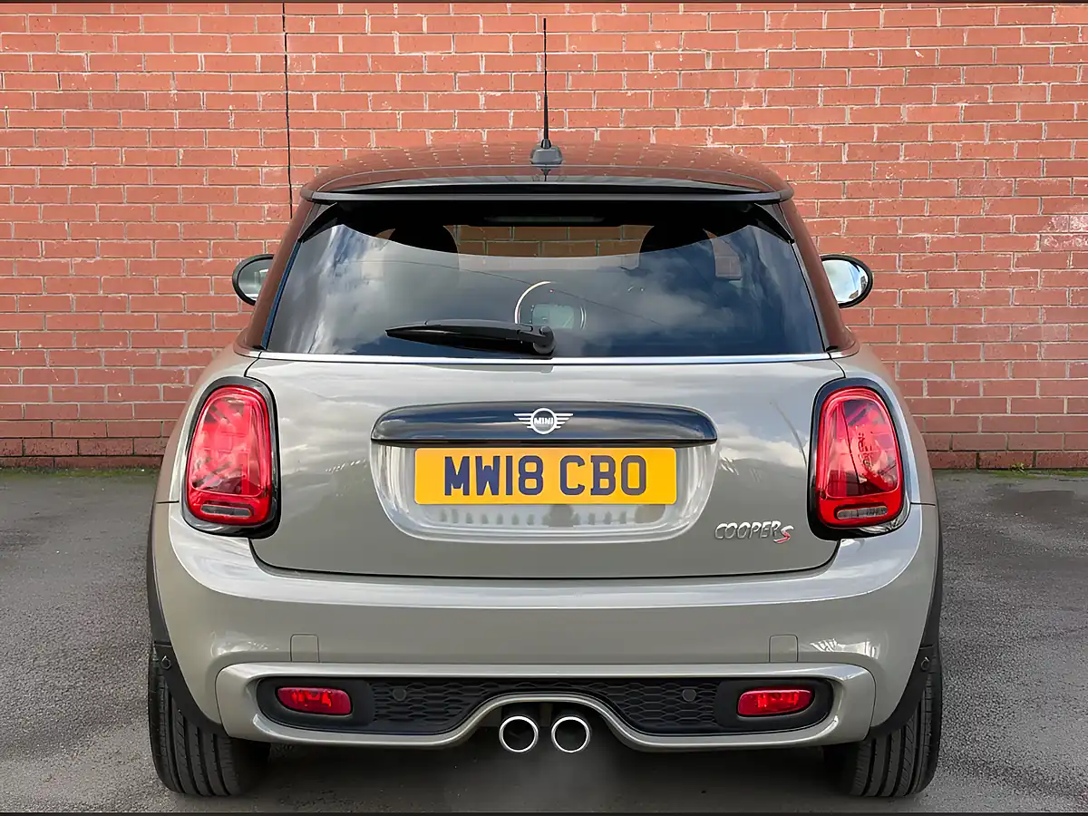 Used 2018 MINI Hatch Cooper S Grey - Interior and Exterior details 8