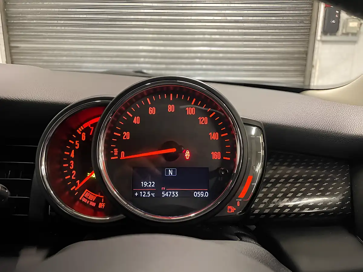 Used 2018 MINI Hatch Cooper S Midnight Black Metallic - Interior and Exterior details 17