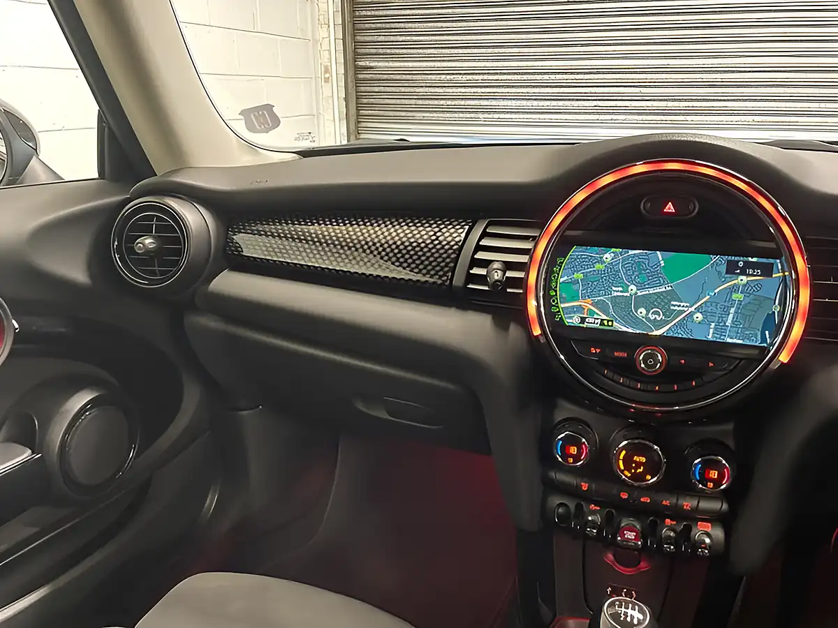 Used 2018 MINI Hatch Cooper S Midnight Black Metallic - Interior and Exterior details 19