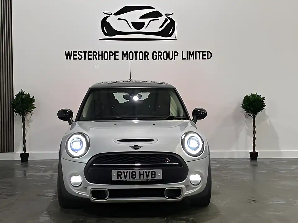 Used 2018 MINI Hatch Cooper S Silver - Interior and Exterior details 11