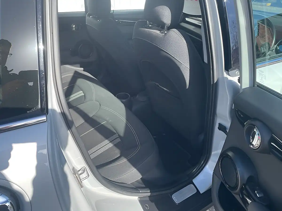 Used 2018 MINI Hatch Cooper S Silver - Interior and Exterior details 11