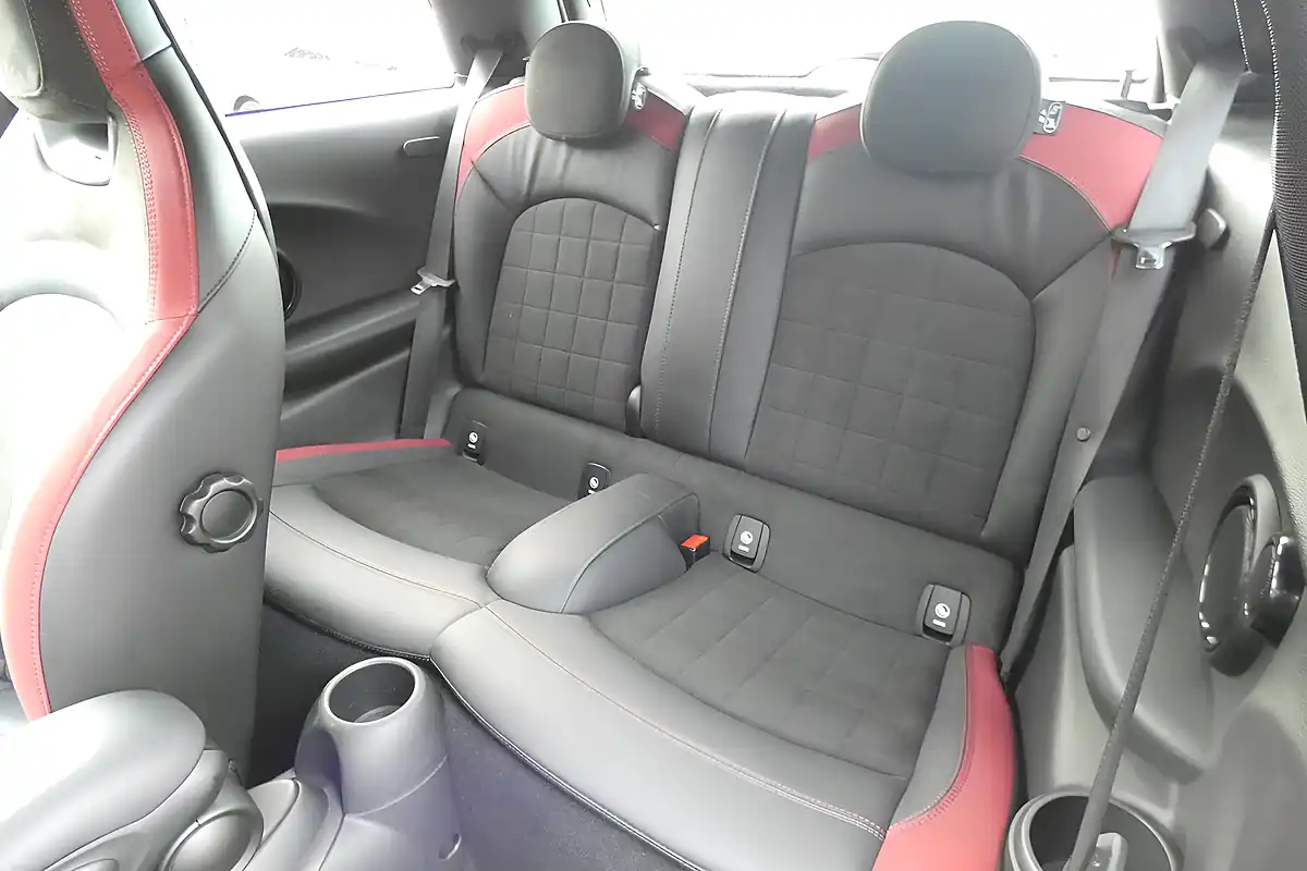 Used 2018 MINI Hatch Cooper S Sport Moonwalk Grey - Interior and Exterior details 15