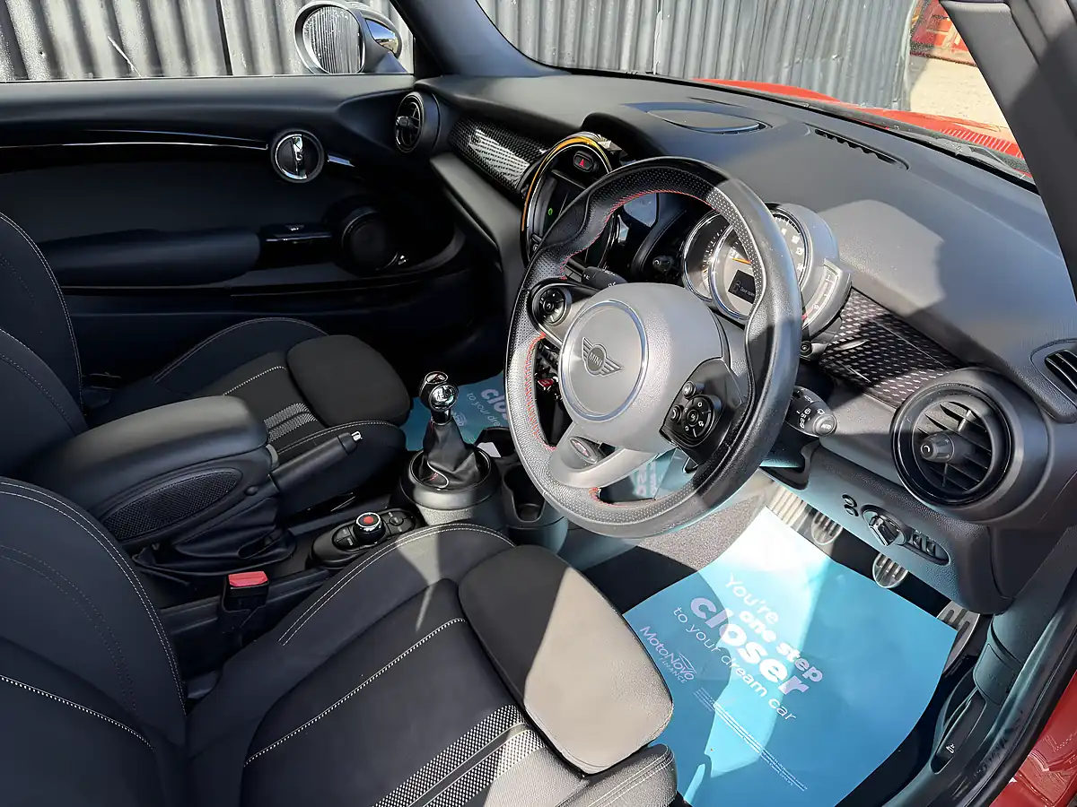 Used 2018 MINI Hatch Cooper S Sport Orange - Interior and Exterior details 11