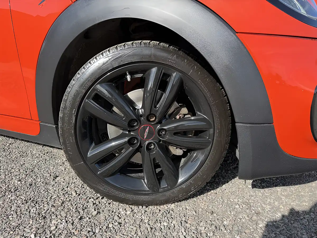Used 2018 MINI Hatch Cooper S Sport Orange - Interior and Exterior details 3