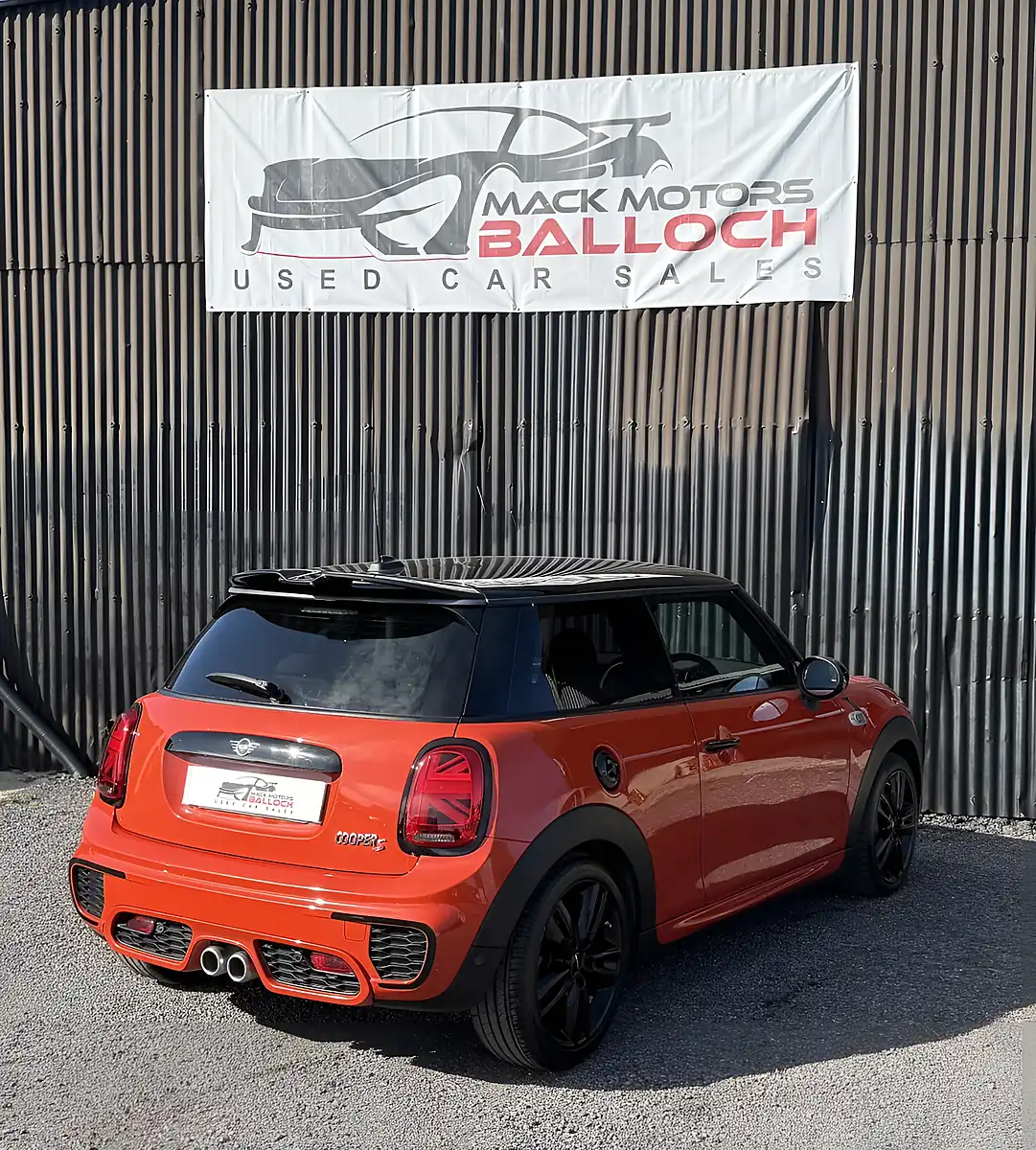 Used 2018 MINI Hatch Cooper S Sport Orange - Interior and Exterior details 5