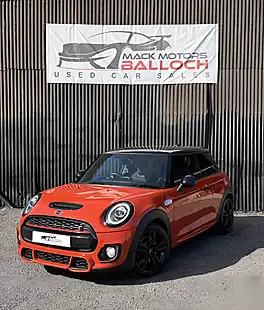Used 2018 MINI Hatch Cooper S Sport Orange - Interior and Exterior details 9