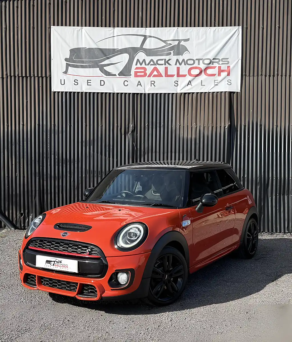 Used 2018 MINI Hatch Cooper S Sport Orange - Interior and Exterior details 9