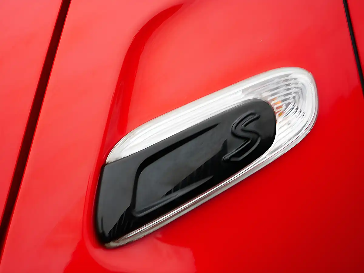 Used 2018 MINI Hatch Cooper S Sport Solaris Orange Metallic - Interior and Exterior details 15