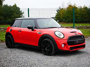 Used 2018 MINI Hatch Cooper S Sport Solaris Orange Metallic - Interior and Exterior details 2