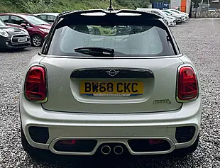 Used 2018 MINI Hatch Cooper S White Silver - Interior and Exterior details 4