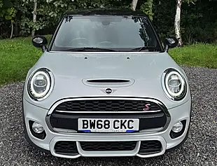 Used 2018 MINI Hatch Cooper S White Silver - Interior and Exterior details 8