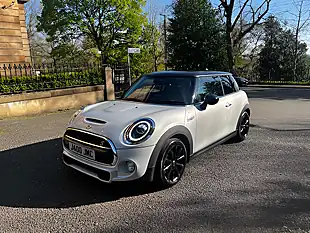 Used 2018 MINI Hatch Cooper S White Silver - Interior and Exterior details 19