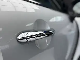 Used 2018 MINI Hatch Cooper Silver - Interior and Exterior details 10