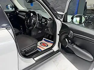 Used 2018 MINI Hatch Cooper Silver - Interior and Exterior details 11