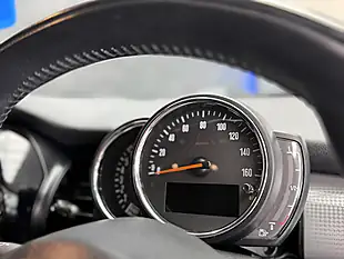 Used 2018 MINI Hatch Cooper Silver - Interior and Exterior details 13
