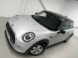 Used 2018 MINI Hatch Cooper Silver - Interior and Exterior details 14