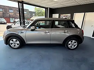 Used 2018 MINI Hatch Cooper Silver - Interior and Exterior details 6