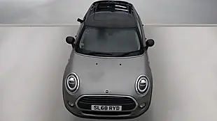Used 2018 MINI Hatch Cooper Silver - Interior and Exterior details 7