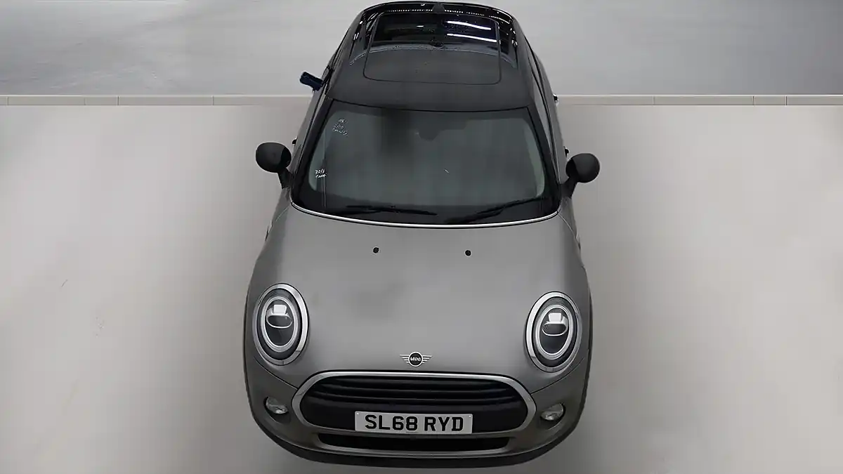 Used 2018 MINI Hatch Cooper Silver - Interior and Exterior details 7