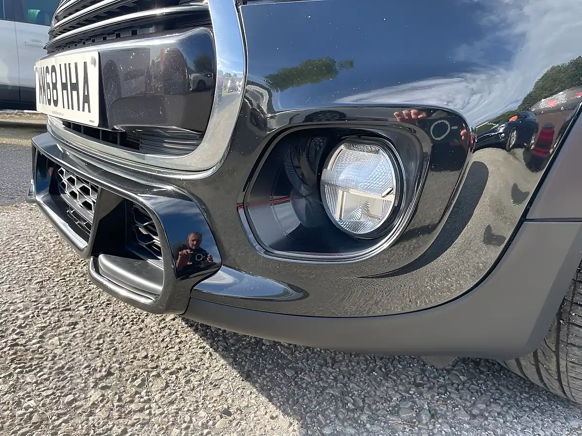 Used 2018 MINI Hatch Cooper Sport Black - Interior and Exterior details 19