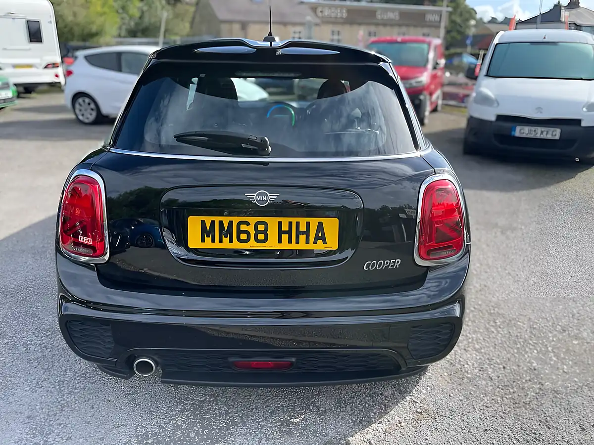 Used 2018 MINI Hatch Cooper Sport Black - Interior and Exterior details 7