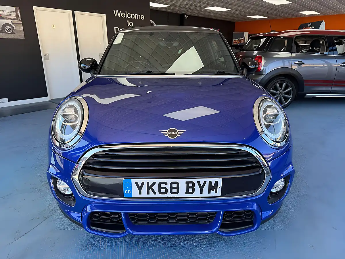 Used 2018 MINI Hatch Cooper Sport Blue - Interior and Exterior details 4