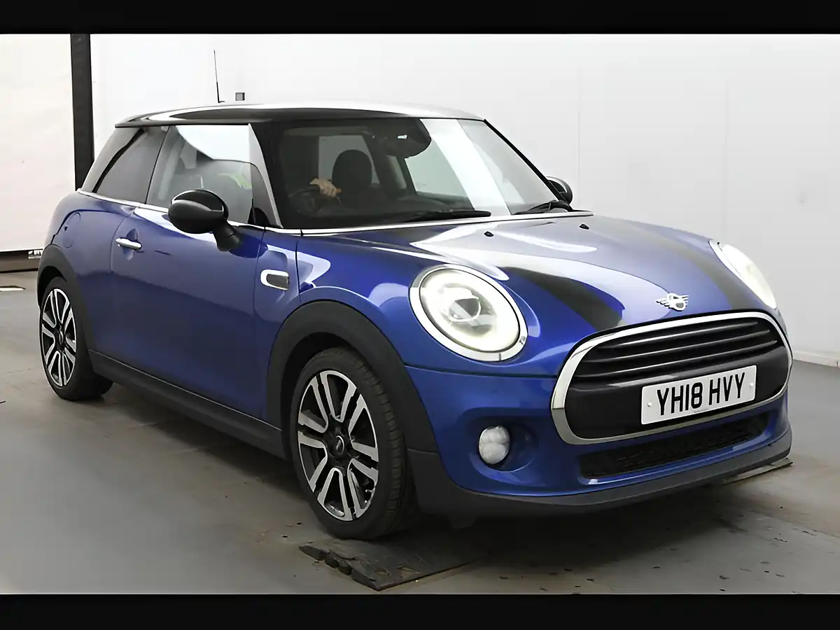 Used 2018 MINI Hatch Cooper Starlight Blue - Front View