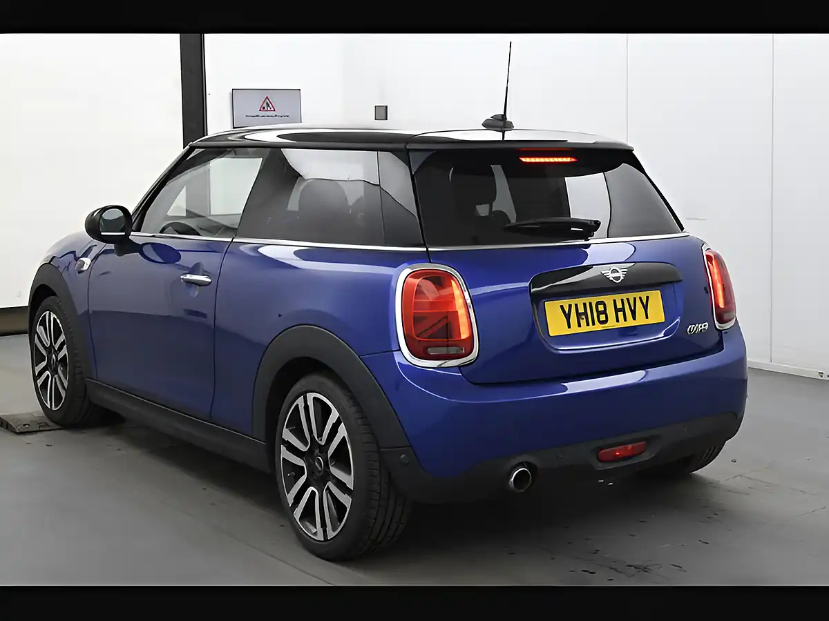 Used 2018 MINI Hatch Cooper Starlight Blue - Interior and Exterior details 3