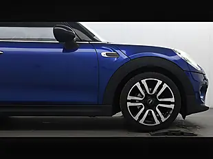 Used 2018 MINI Hatch Cooper Starlight Blue - Interior and Exterior details 9