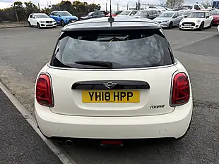 Used 2018 MINI Hatch Cooper White - Interior and Exterior details 7