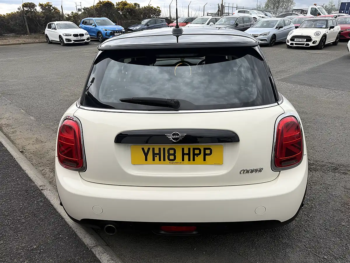 Used 2018 MINI Hatch Cooper White - Interior and Exterior details 7