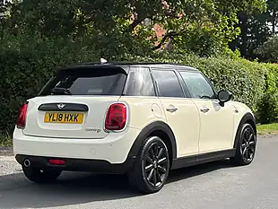 Used 2018 MINI Hatch Cooper White - Interior and Exterior details 8