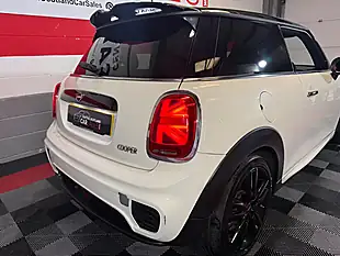 Used 2018 MINI Hatch Cooper White - Interior and Exterior details 10