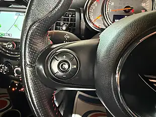 Used 2018 MINI Hatch Cooper White - Interior and Exterior details 12