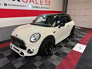 Used 2018 MINI Hatch Cooper White - Interior and Exterior details 2