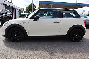 Used 2018 MINI Hatch Cooper White - Interior and Exterior details 8