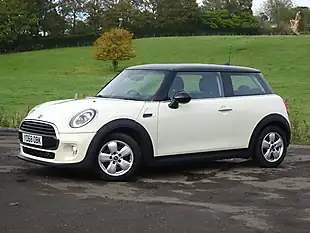 Used 2018 MINI Hatch Cooper White - Interior and Exterior details 13