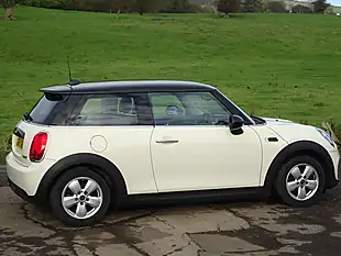 Used 2018 MINI Hatch Cooper White - Interior and Exterior details 17