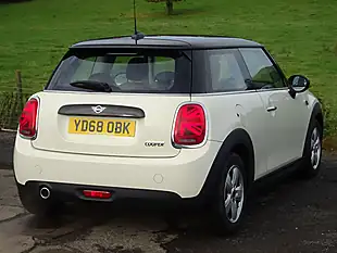 Used 2018 MINI Hatch Cooper White - Interior and Exterior details 19
