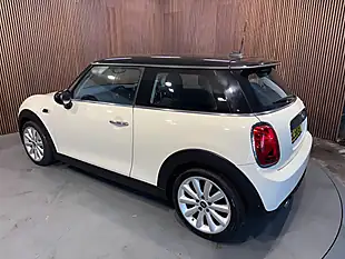 Used 2018 MINI Hatch Cooper White - Interior and Exterior details 4