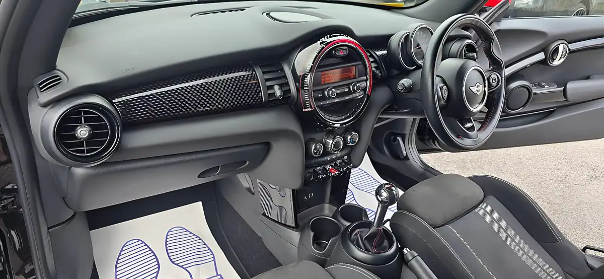 Used 2018 MINI Hatch John Cooper Works Black - Interior and Exterior details 11