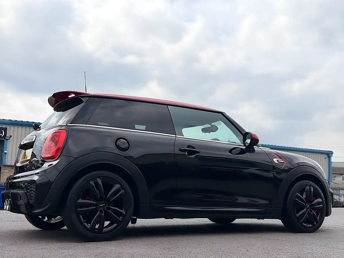 Used 2018 MINI Hatch John Cooper Works Black - Interior and Exterior details 14