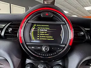 Used 2018 MINI Hatch One Black - Interior and Exterior details 13