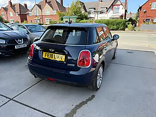 Used 2018 MINI Hatch Seven Blue - Interior and Exterior details 3