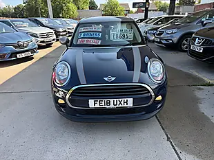 Used 2018 MINI Hatch Seven Blue - Interior and Exterior details 8