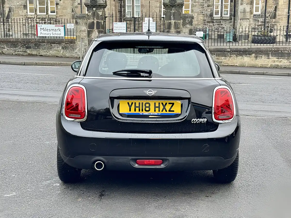Used 2018 MINI Hatchback Cooper Black - Interior and Exterior details 10